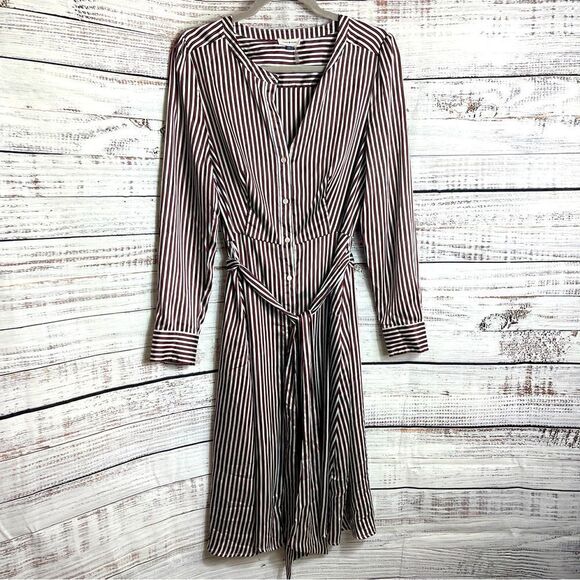 Court & Rowe Dress womens size 10 Satin fine strip button up belted Modest - Picture 2 of 8
